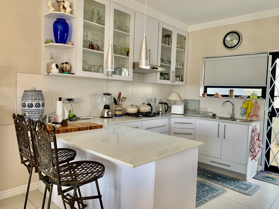 3 Bedroom Property for Sale in Hartenbos Rural Western Cape